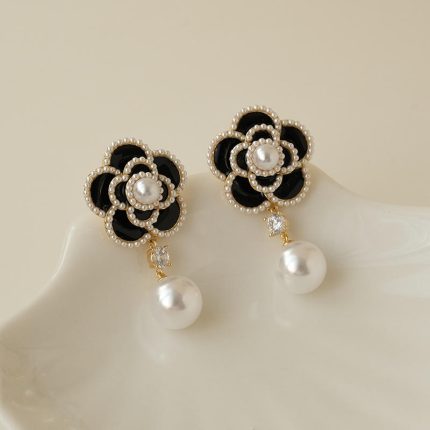 European and American Popular Retro Style Sweet Pearl Camellia Rose Earrings Code-249